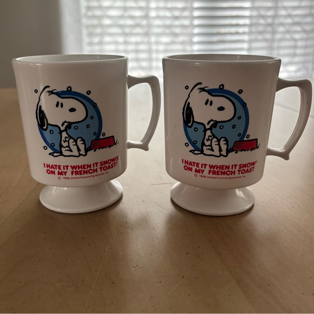 VINTAGE. Pair Of 1958 Snoopy “I Hate It When It Snows On My French Toast” Cups